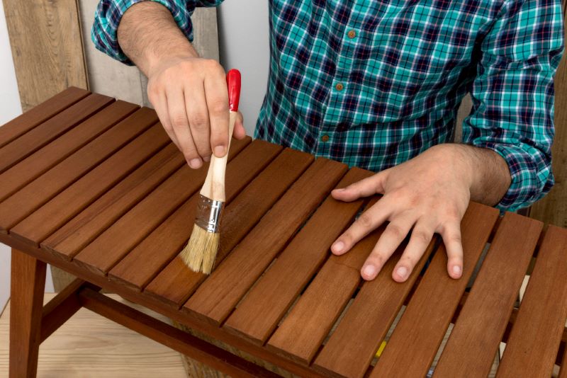 The Benefits of Hiring Professional Deck Staining Services